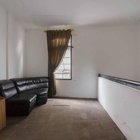 Urbanview Hotel Ananda Syariah By Reddoorz Bukittinggi Eksteriør bilde