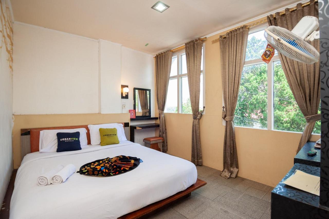 Urbanview Hotel Ananda Syariah By Reddoorz Bukittinggi Eksteriør bilde