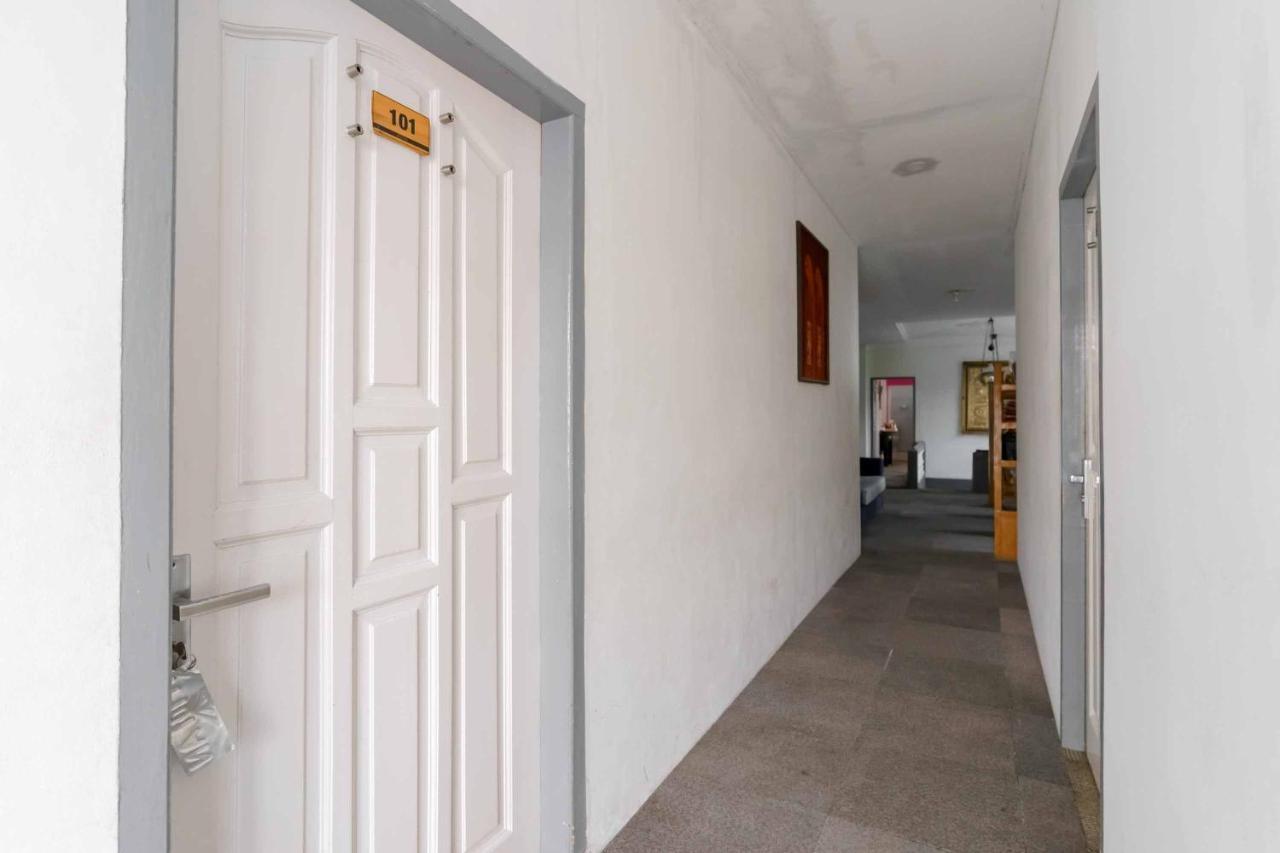 Urbanview Hotel Ananda Syariah By Reddoorz Bukittinggi Eksteriør bilde