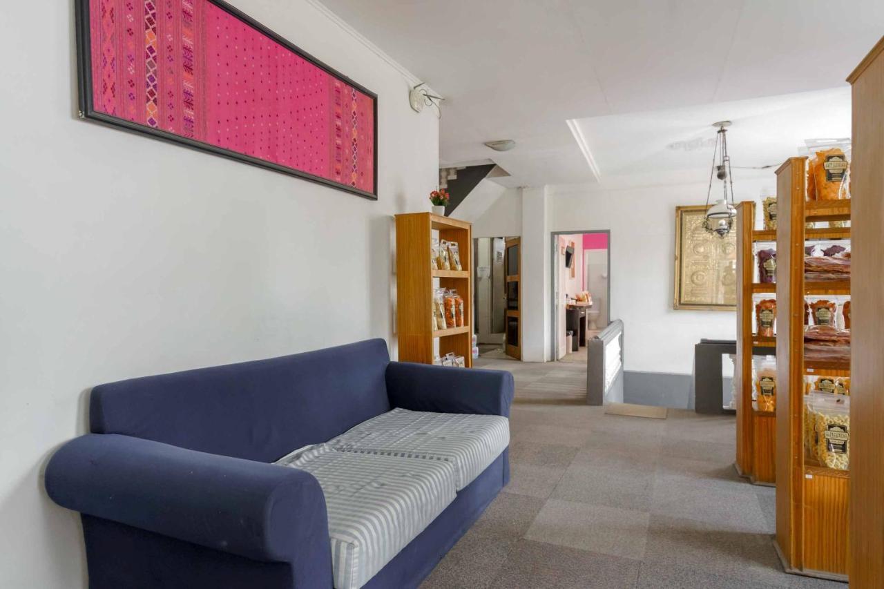 Urbanview Hotel Ananda Syariah By Reddoorz Bukittinggi Eksteriør bilde